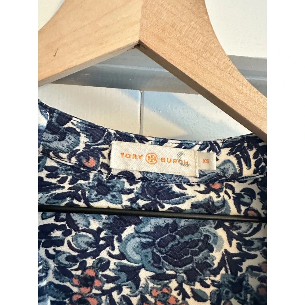 Tory Burch XS Navy Blue‎ Floral Butterfly Rayon Silk Trim V-Neck Blouse Top